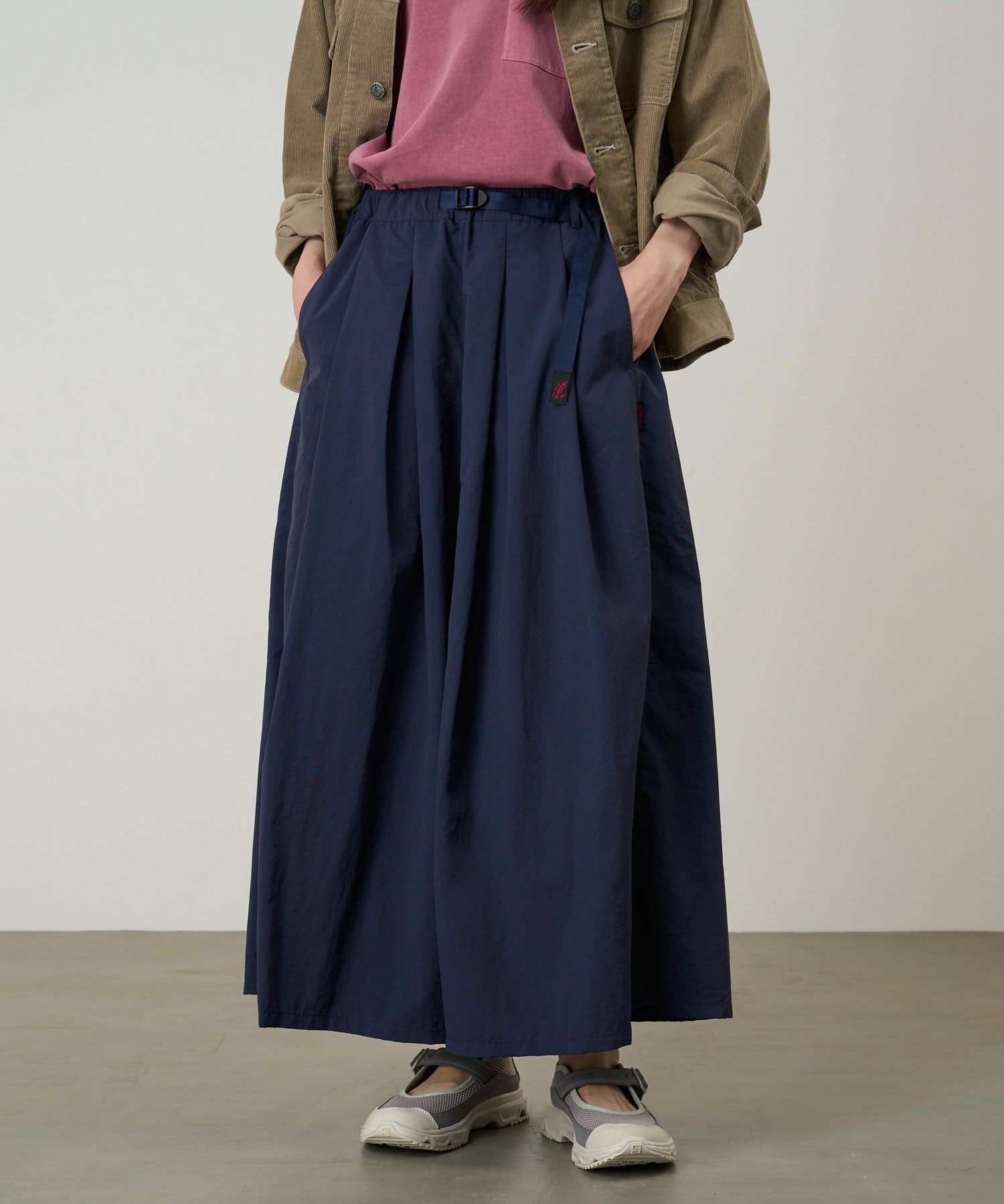 よしGRAMICCI NYLON FLARE PANT Nylon Flare Pant – Gramicci