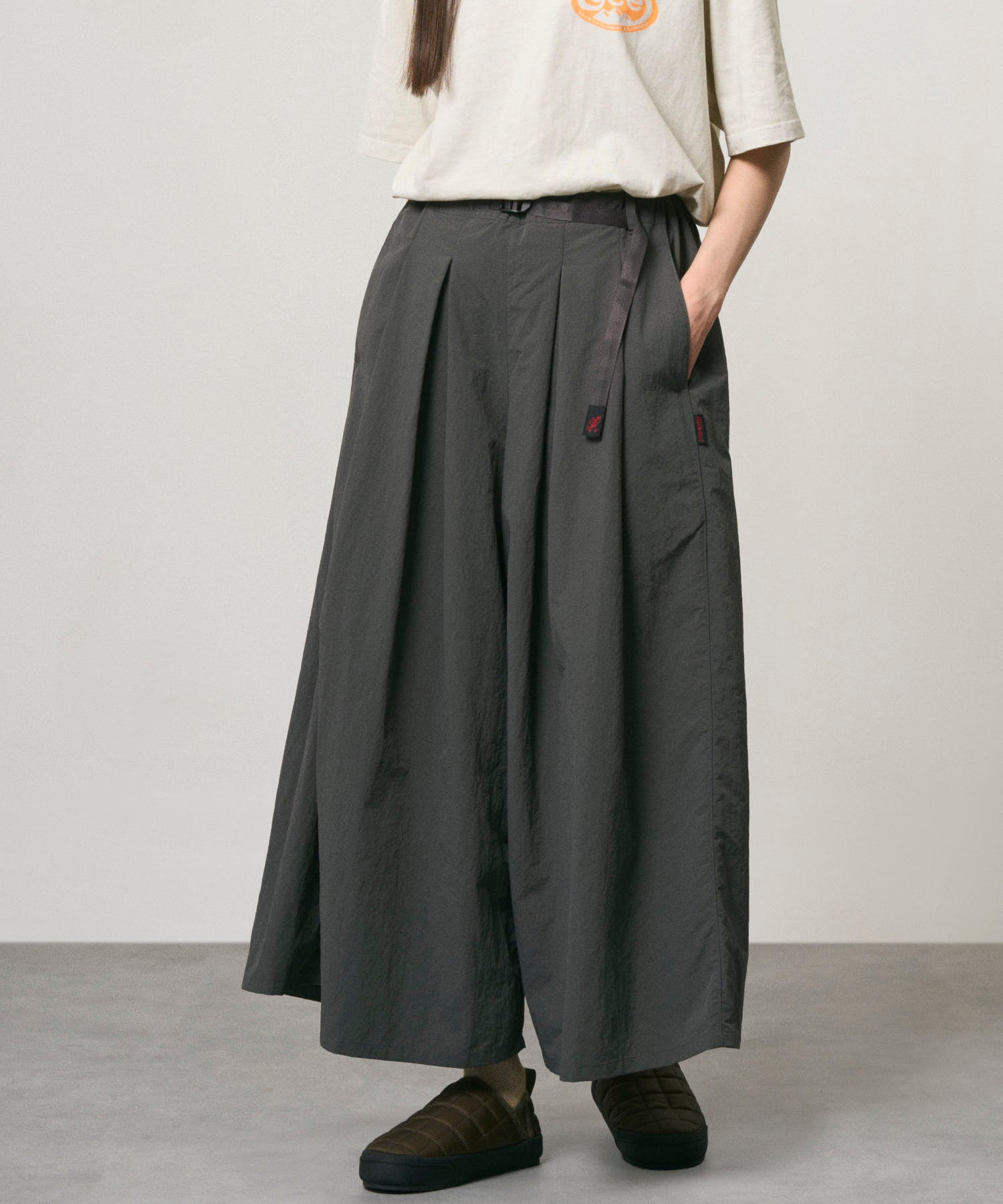 Gramicci Nylon Flare Pants (Carbon)