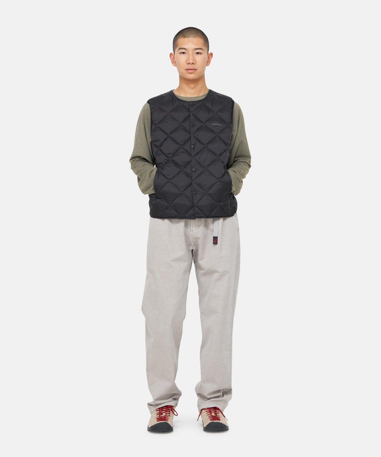 G4FU-J100-TG_BLACK_fitting_U1.
