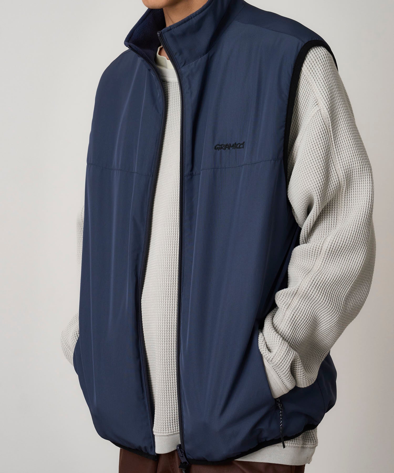 トップス GRAMICCI THERMAL FLEECE REVERSIBLE VEST Gramicci Thermal Fleece Reversible Vest (Navy)
