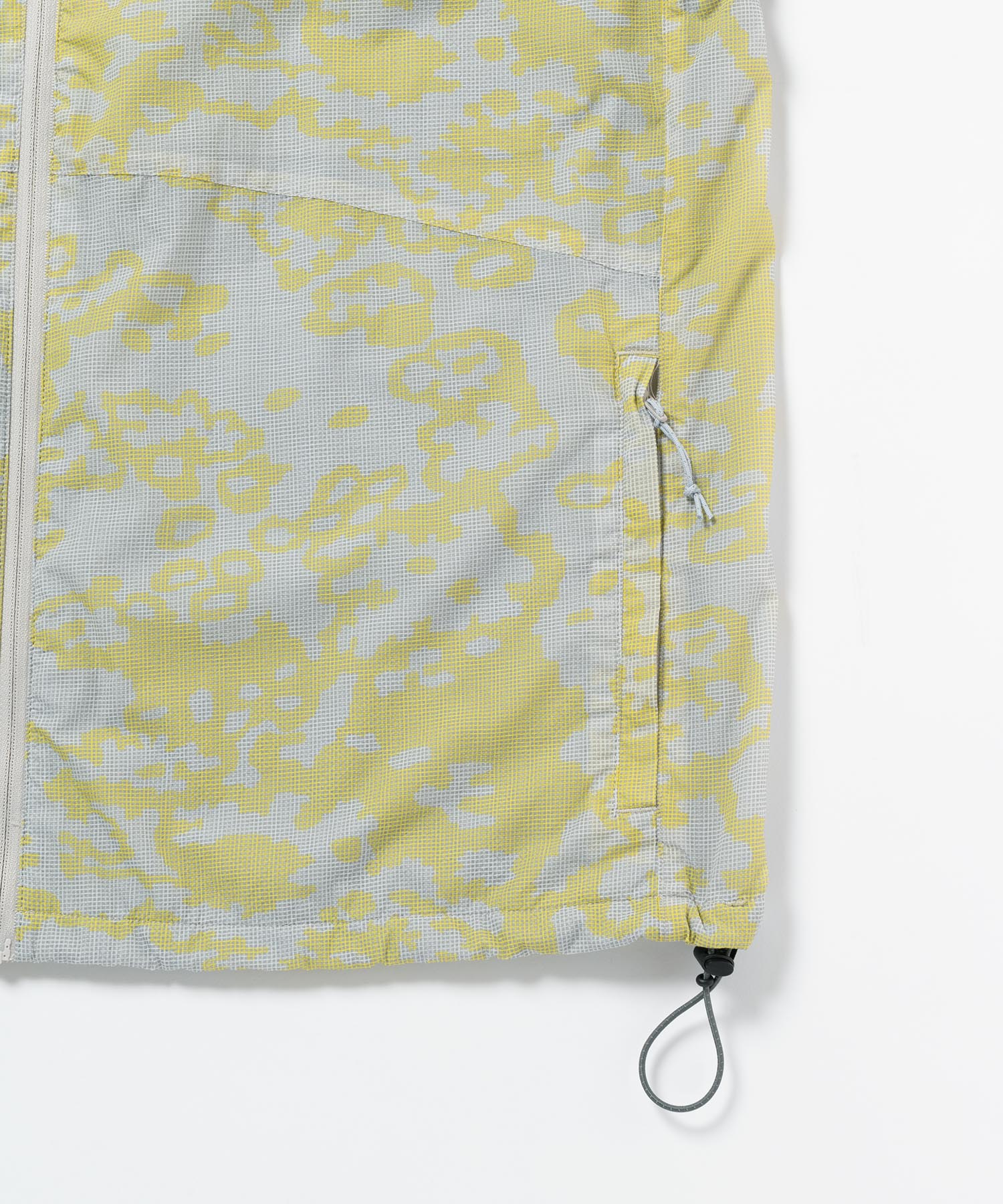 Gramicci Flyweight Vest (Grid Camo)