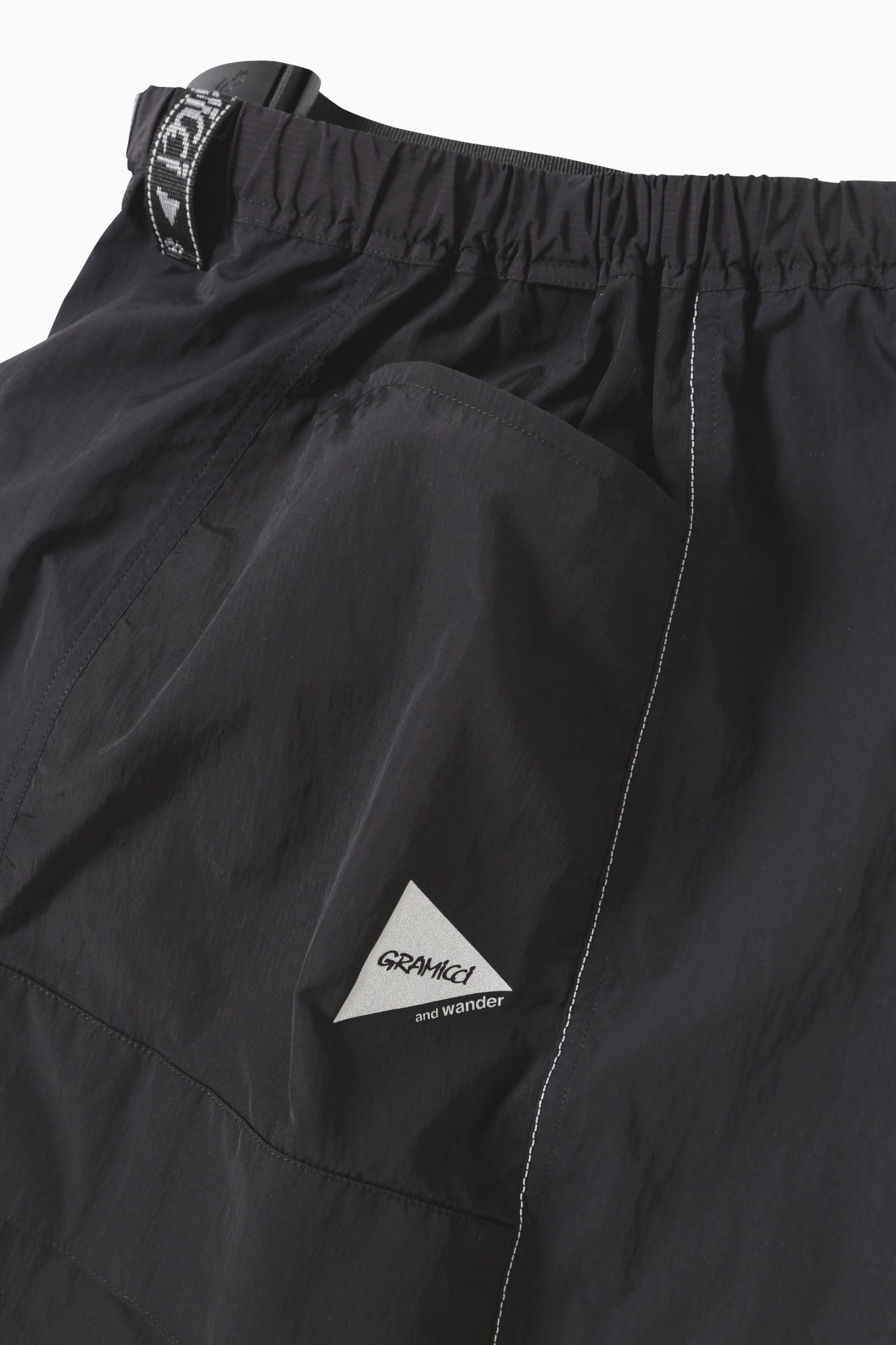 グラミチ　アンドワンダー　Patchwork Wind Short ハーフパンツ グラミチ アンドワンダー Patchwork Wind Short ハーフパンツ