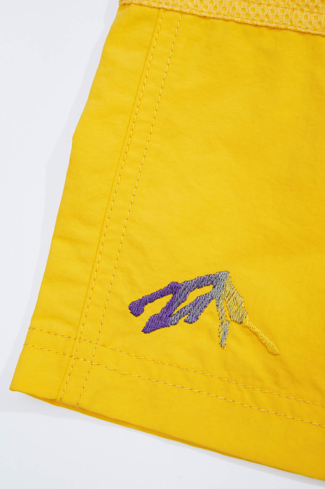 Vans gold on sale nylon active shorts